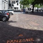 EK voetbal voor vrouwen krijt graffiti